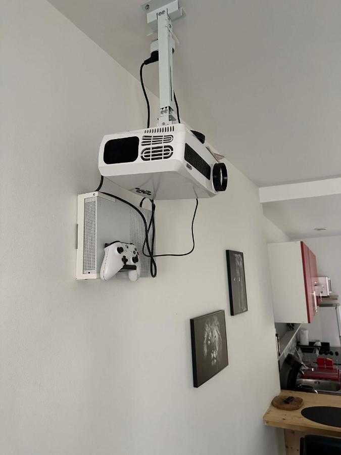 Superbe Maison 4 Personnes Avec Video-projecteur Appartement Amiens