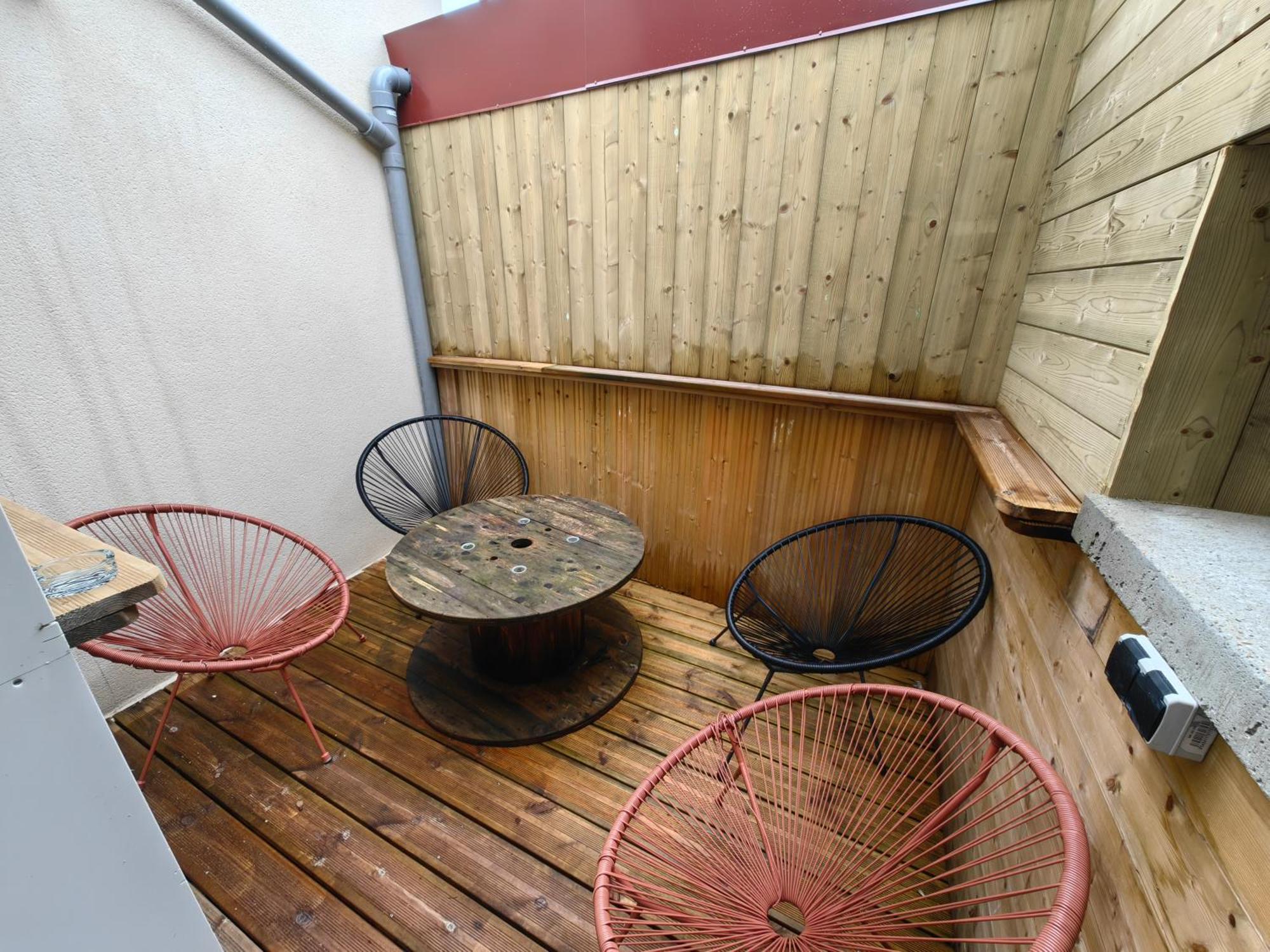 Appartement Superbe Maison 4 Personnes Avec Video-projecteur Amiens